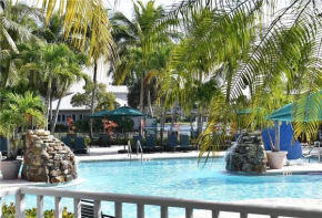 Exquisite 3BR Condo in Naples l Resort Amenities